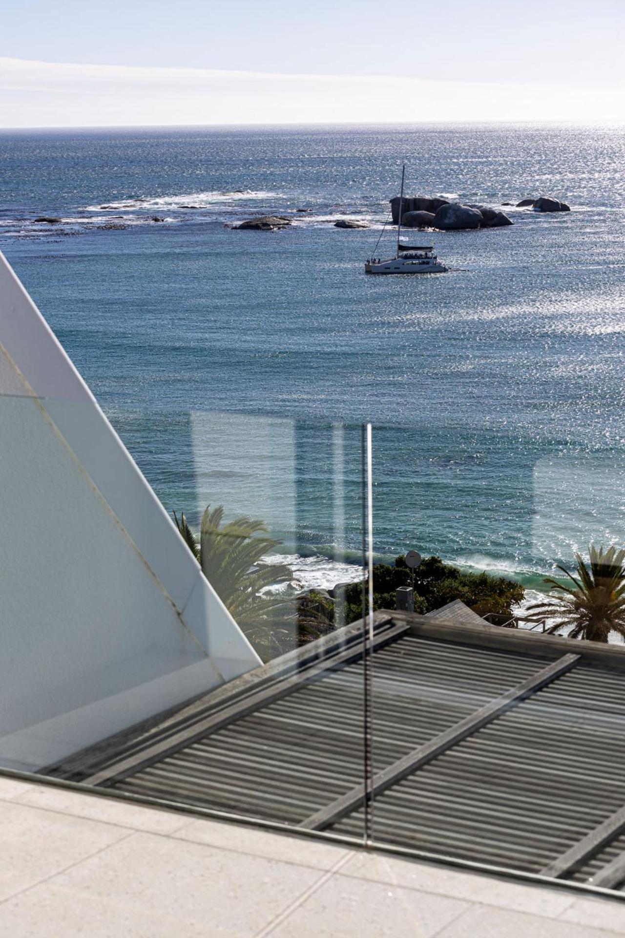Ezulwini * Cape Town